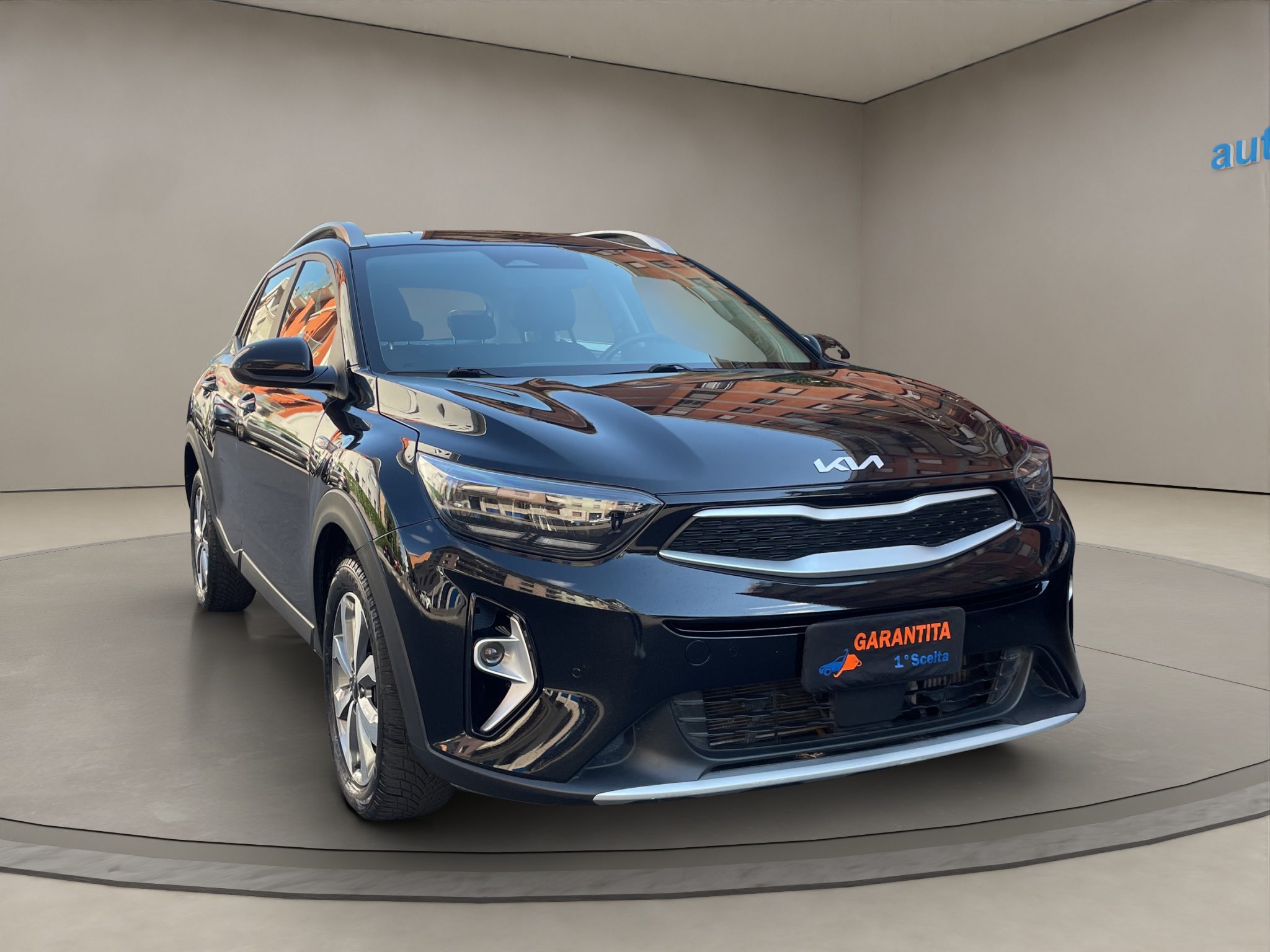 2.KIASTONIC_BENZINA_MANUALE